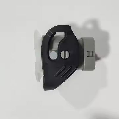Neopower 32-Pin Hybrid IP67 EV Power & Signal Connector (6x13A di potenza, 26x5A di segnale)